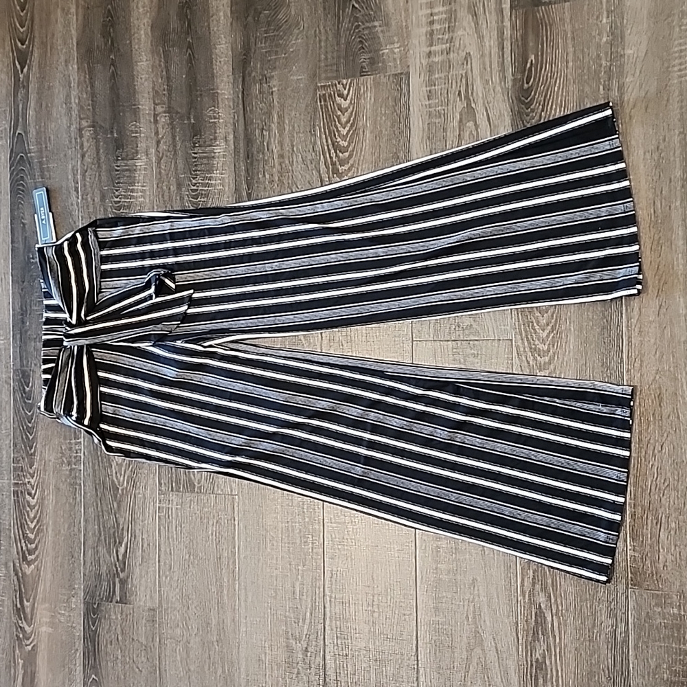 🌷 A. Byer striped, tie waist Pants 🌷
